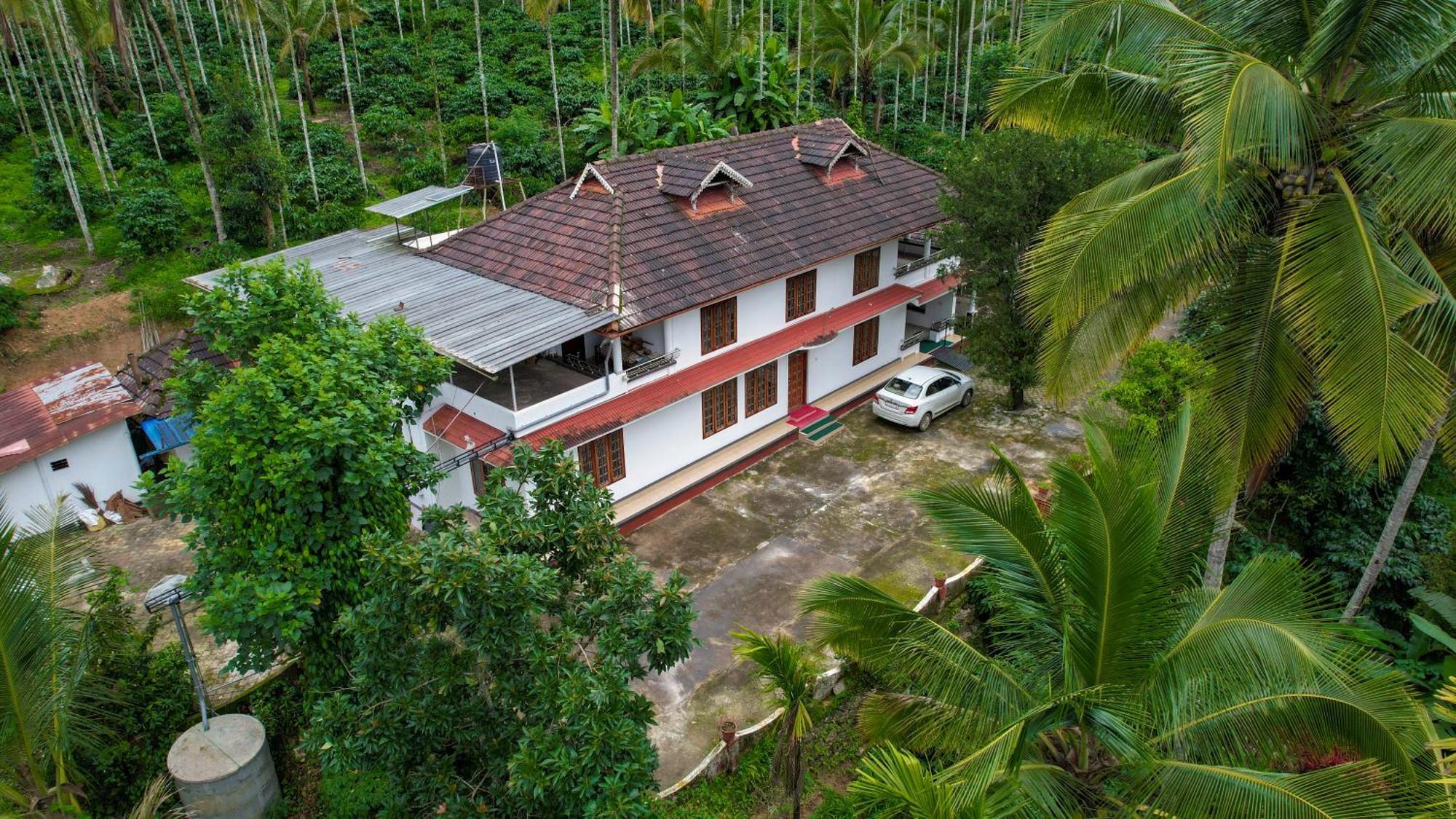 Appartamento Wayanad Palm Grove Retreat G Floor Sultan Bathery Esterno foto