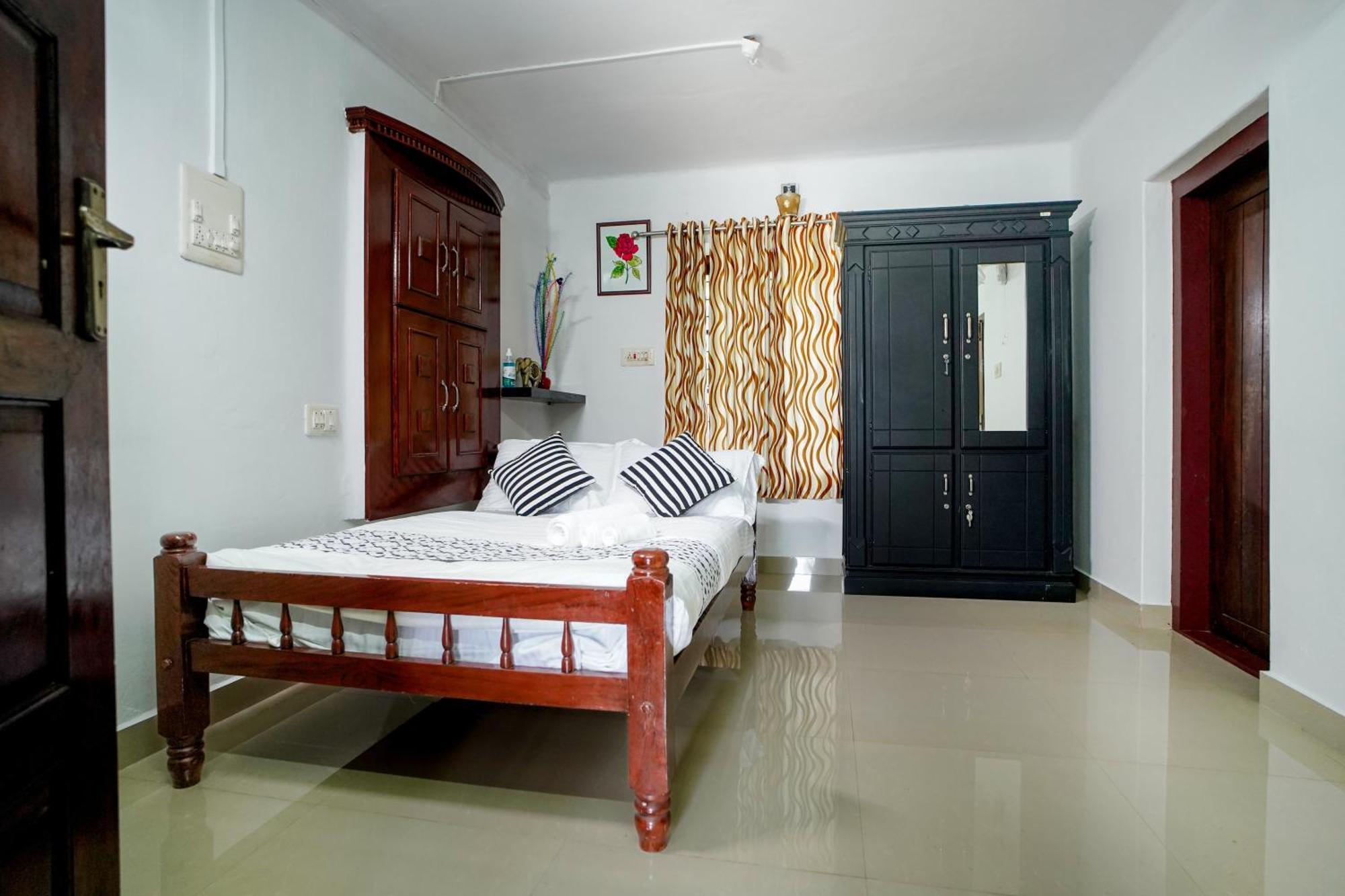 Appartamento Wayanad Palm Grove Retreat G Floor Sultan Bathery Esterno foto